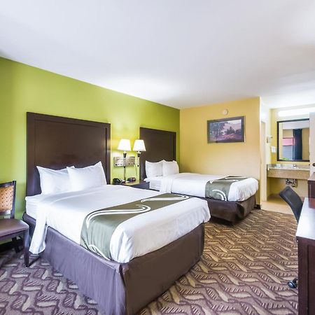 Quality Inn Fredericksburg-Central Park Area Zewnętrze zdjęcie