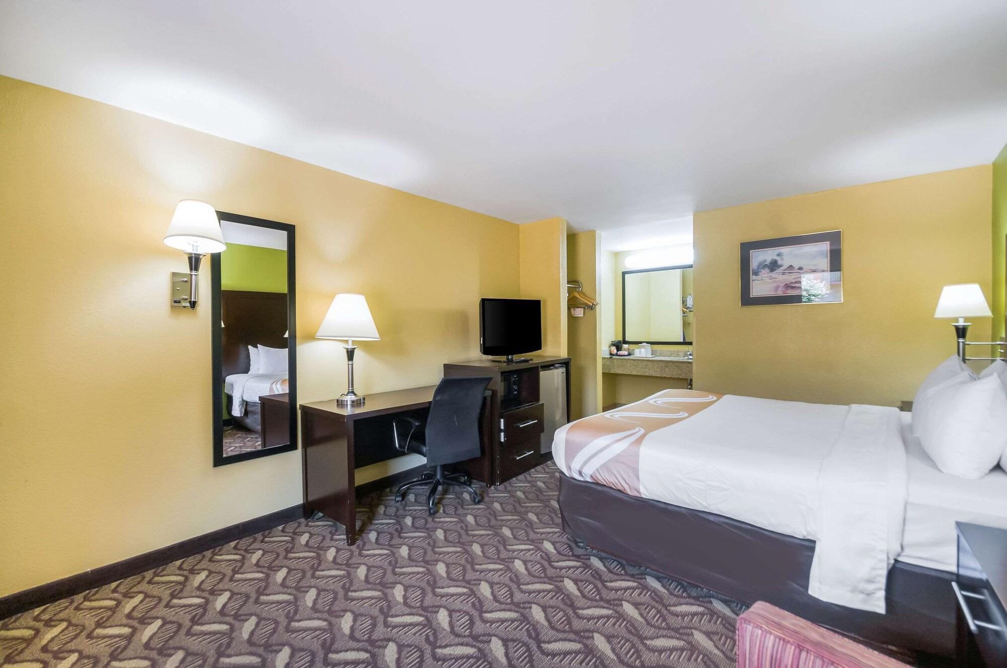 Quality Inn Fredericksburg-Central Park Area Zewnętrze zdjęcie